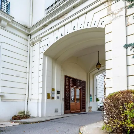 Apartment Majestic Alpin - A Luxurious With A Nordic Feel Chamonix